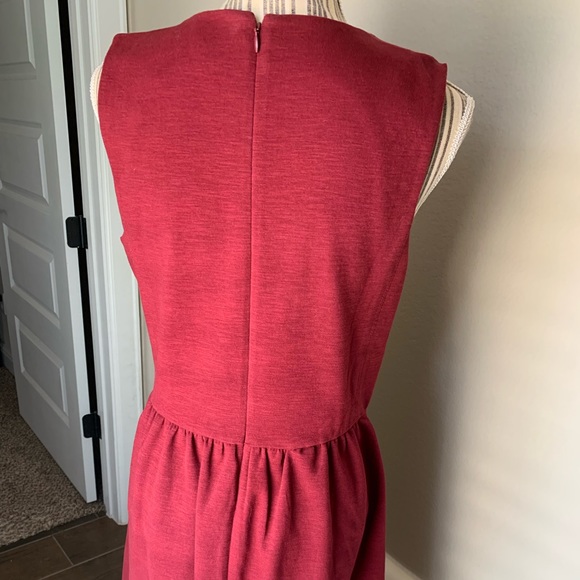 JCREW Maroon Sleeveless Dress 
Size: Medium 
Color: Maroon - Picture 4 of 5